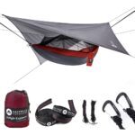Las mejores opciones de hamacas para acampar: Easthills Outdoors Jungle Explorer Bug Net Hammock