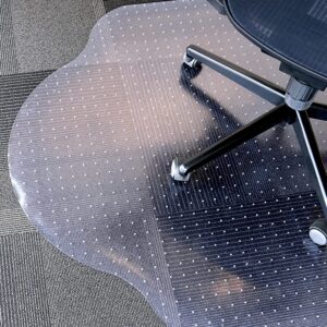 Las mejores opciones de alfombrillas para sillas: alfombrilla transparente para sillas de oficina Evolve de forma moderna de 33 "x 44"