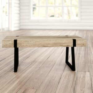 La mejor opción de mesa de centro: diseño de código postal Winnie Sled Coffee Table
