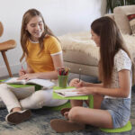 La mejor opción de escritorio de regazo para niños