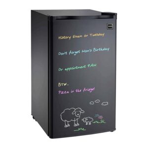La mejor opción de mini refrigerador: RCA 3.2 cu.  Frigorífico de pizarra negra ft