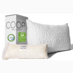 Las mejores opciones de almohadas para personas que duermen boca abajo: Coop Home Goods - Almohada tipo loft ajustable de primera calidad