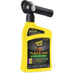 El mejor spray para garrapatas para la opción de jardín: Black Flag HG-11108 Concentrado para matar pulgas y garrapatas