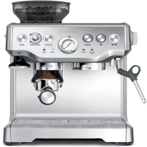 La mejor opción de máquina de café con leche: Breville BES870XL Barista Express Espresso Machine