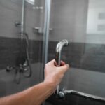 La mejor opción de puertas de ducha sin marco